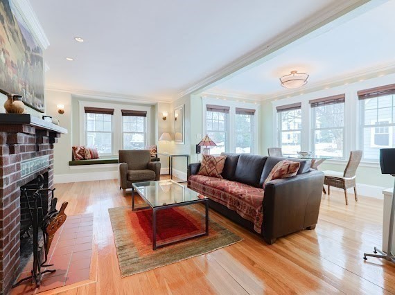 76 Woodside Road Winchester, MA 01890 - Photo 7 of 38