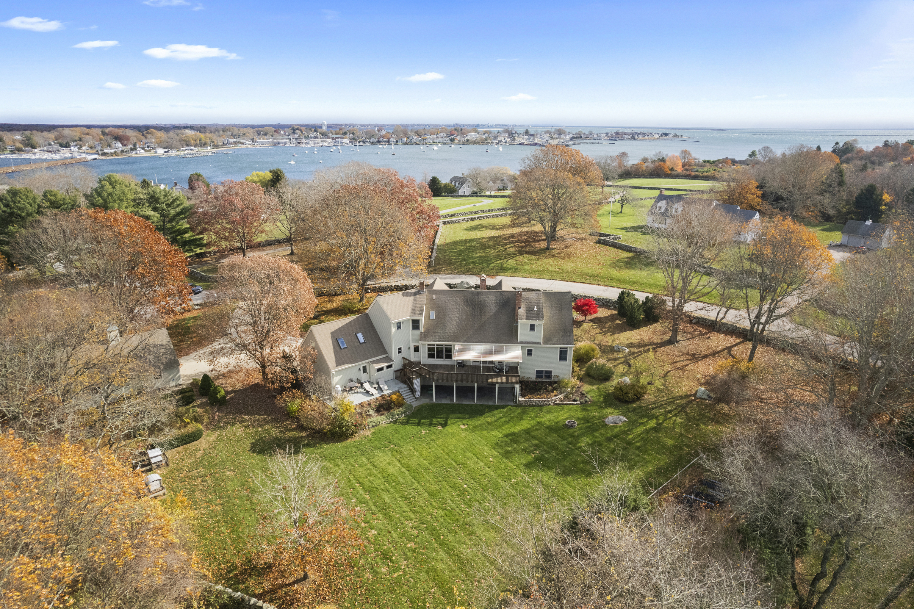 4 East Neck Road Stonington, CT 06378 - Photo 3 of 40