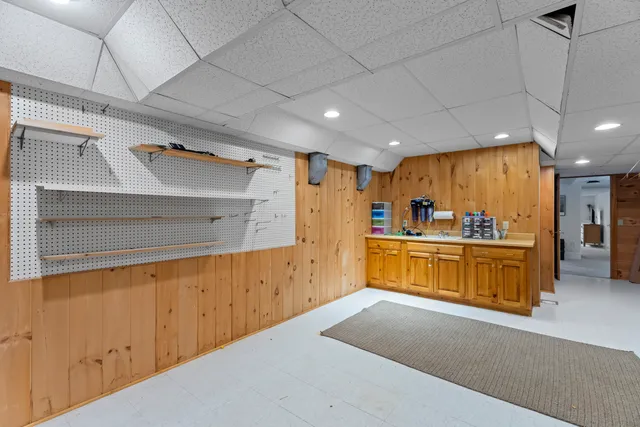 $2,200,000 | 4 East Neck Road, Stonington, CT 06378