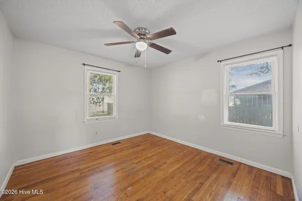 $189,900 | 1935 King Drive, Greenville, NC 27834