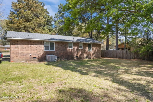 $189,900 | 1935 King Drive, Greenville, NC 27834