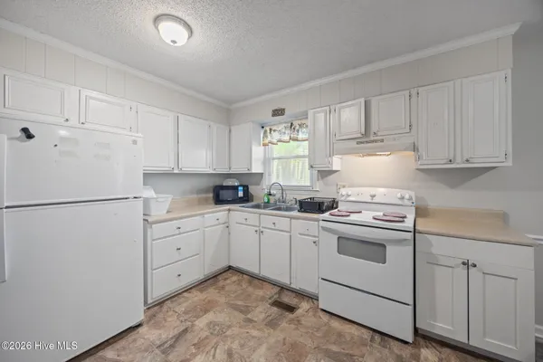 $189,900 | 1935 King Drive, Greenville, NC 27834