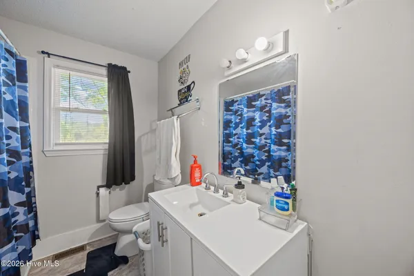 $189,900 | 1935 King Drive, Greenville, NC 27834