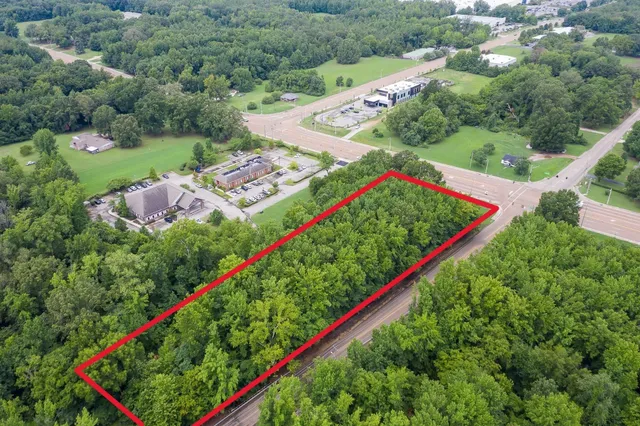 $569,900 | 3384 North Germantown Parkway, Bartlett, TN 38133