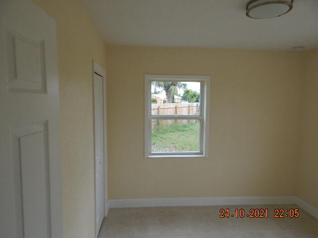 341 West 14th Street Riviera Beach, FL 33404 - Photo 16 of 23 DSCN4863 (1)