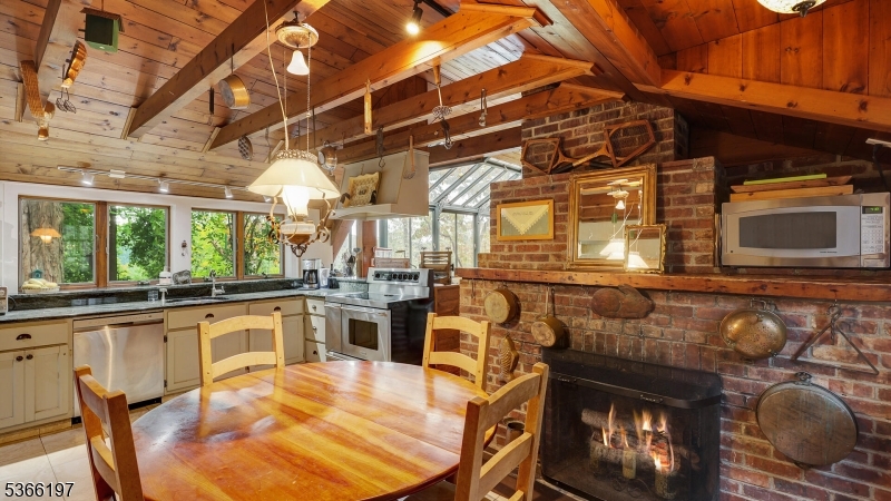 35 Woodledge Road Watchung, NJ 07069 - Photo 19 of 49