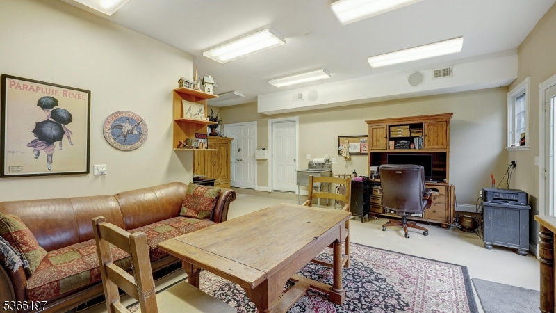 35 Woodledge Road Watchung, NJ 07069 - Photo 42 of 49