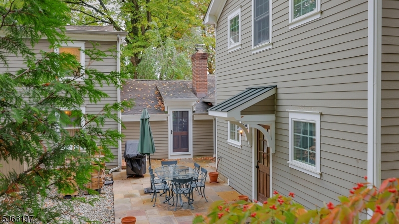 35 Woodledge Road Watchung, NJ 07069 - Photo 44 of 49