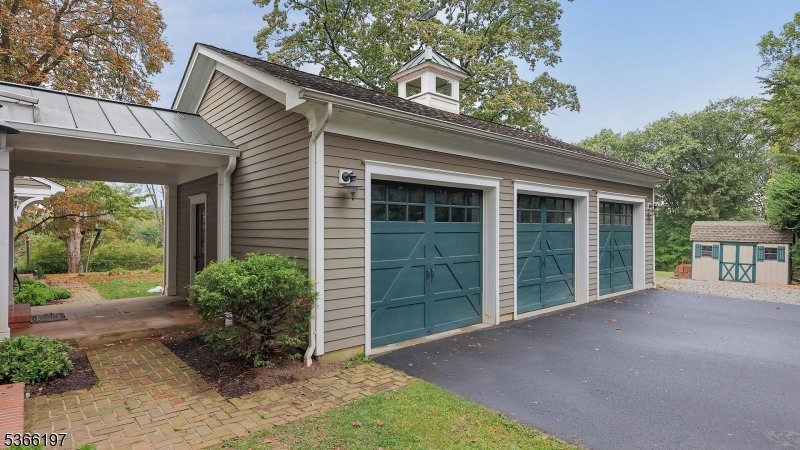 35 Woodledge Road Watchung, NJ 07069 - Photo 46 of 49