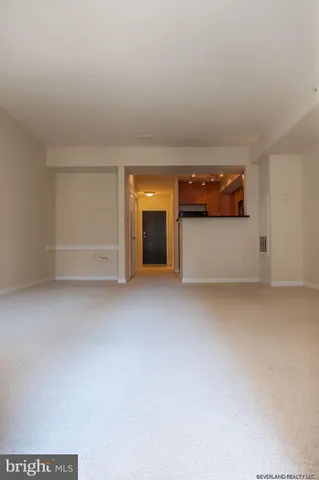 $1,990 | 851 North Glebe Road, Unit 510, Arlington, VA 22203