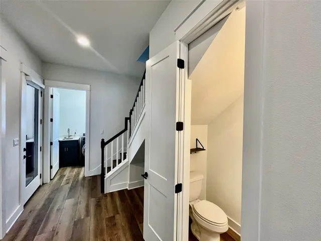 $2,500 | 1066 Grant Wood Avenue, Driftwood, TX 78619