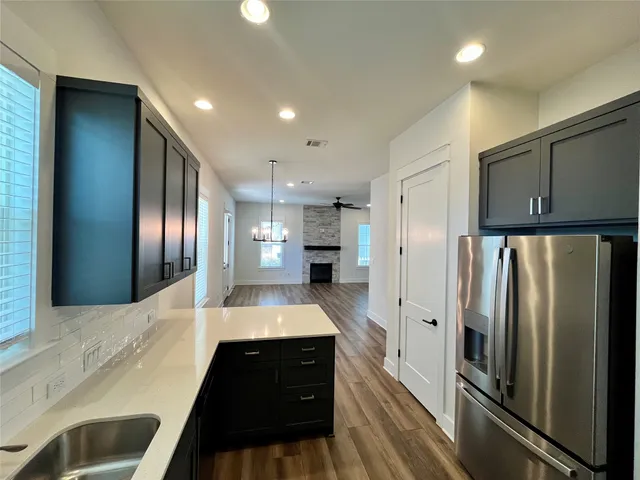 $2,500 | 1066 Grant Wood Avenue, Driftwood, TX 78619