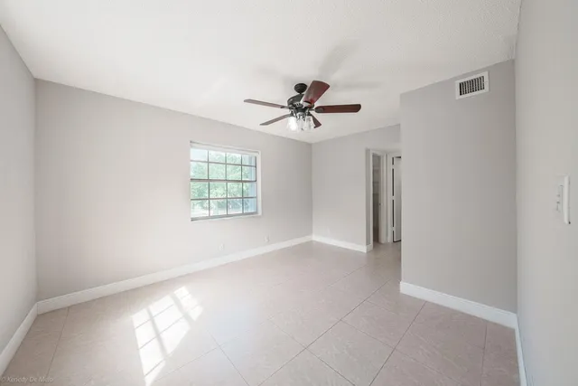 $1,900 | 708 Southeast 2nd Avenue, Unit 421, Deerfield Beach, FL 33441