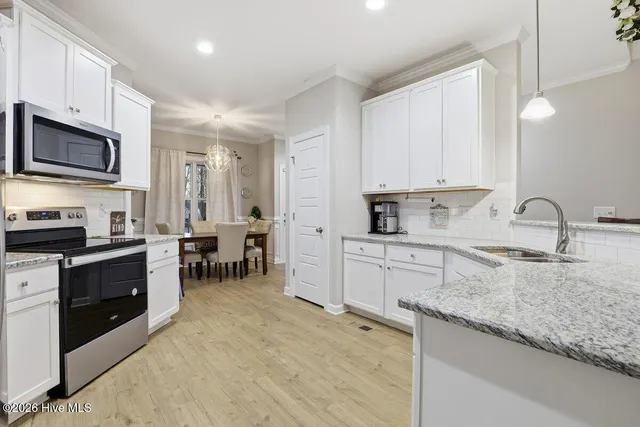 $320,000 | 111 Oak Street, Pine Level, NC 27568