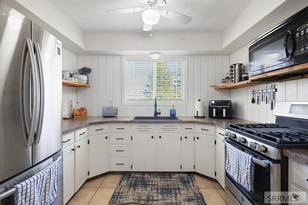 375 West 1st South Rigby, ID 83442 - Photo 13 of 48