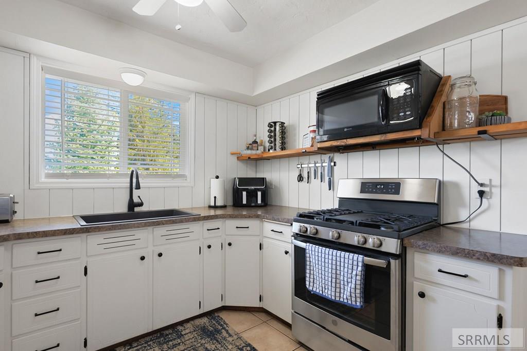 375 West 1st South Rigby, ID 83442 - Photo 14 of 48