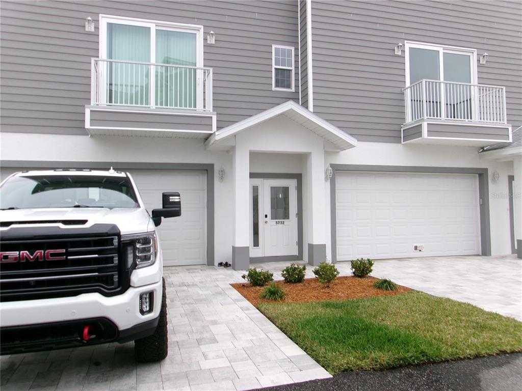 5732 Biscayne Court New Port Richey, FL 34652 - Photo 1 of 31