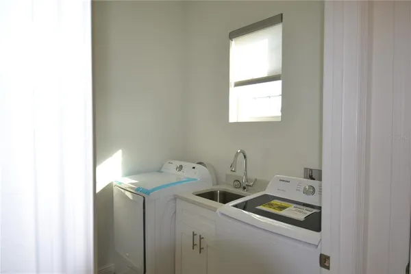 $2,375 | 5732 Biscayne Court, New Port Richey, FL 34652