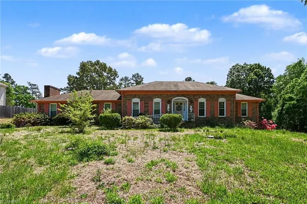 $300,000 | 532 Greenwood Drive, Burlington, NC 27217