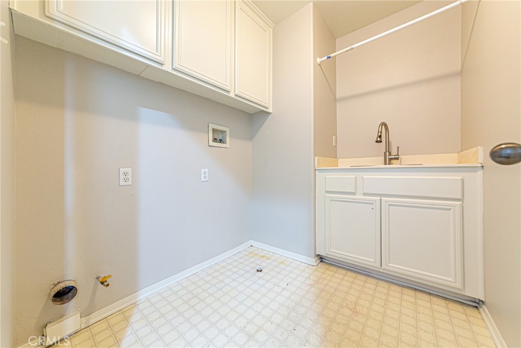 17645 Loganberry Road Carson, CA 90746 - Photo 33 of 56