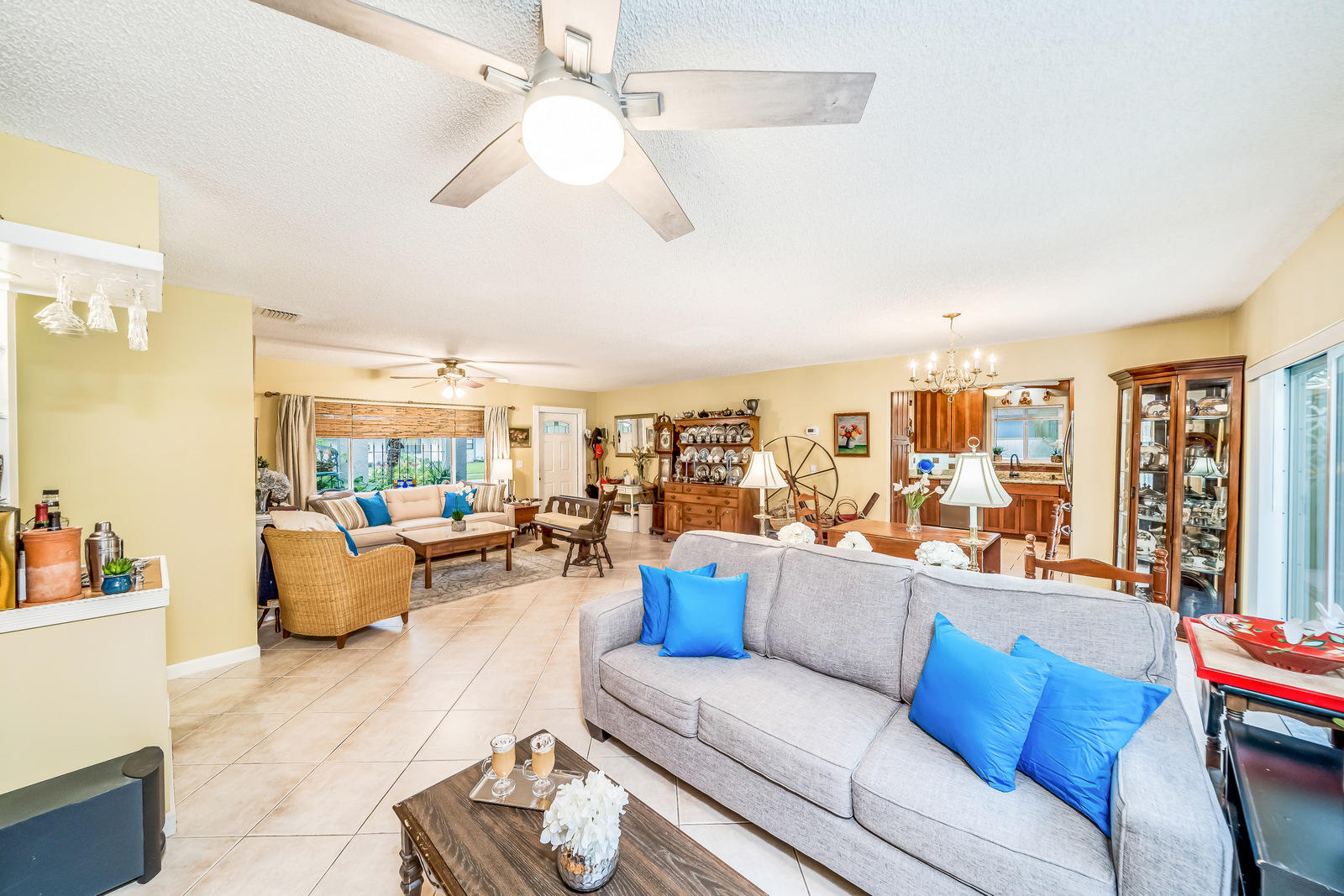 10877 Gable Street Boca Raton, FL 33428 - Photo 20 of 60 Family Room
