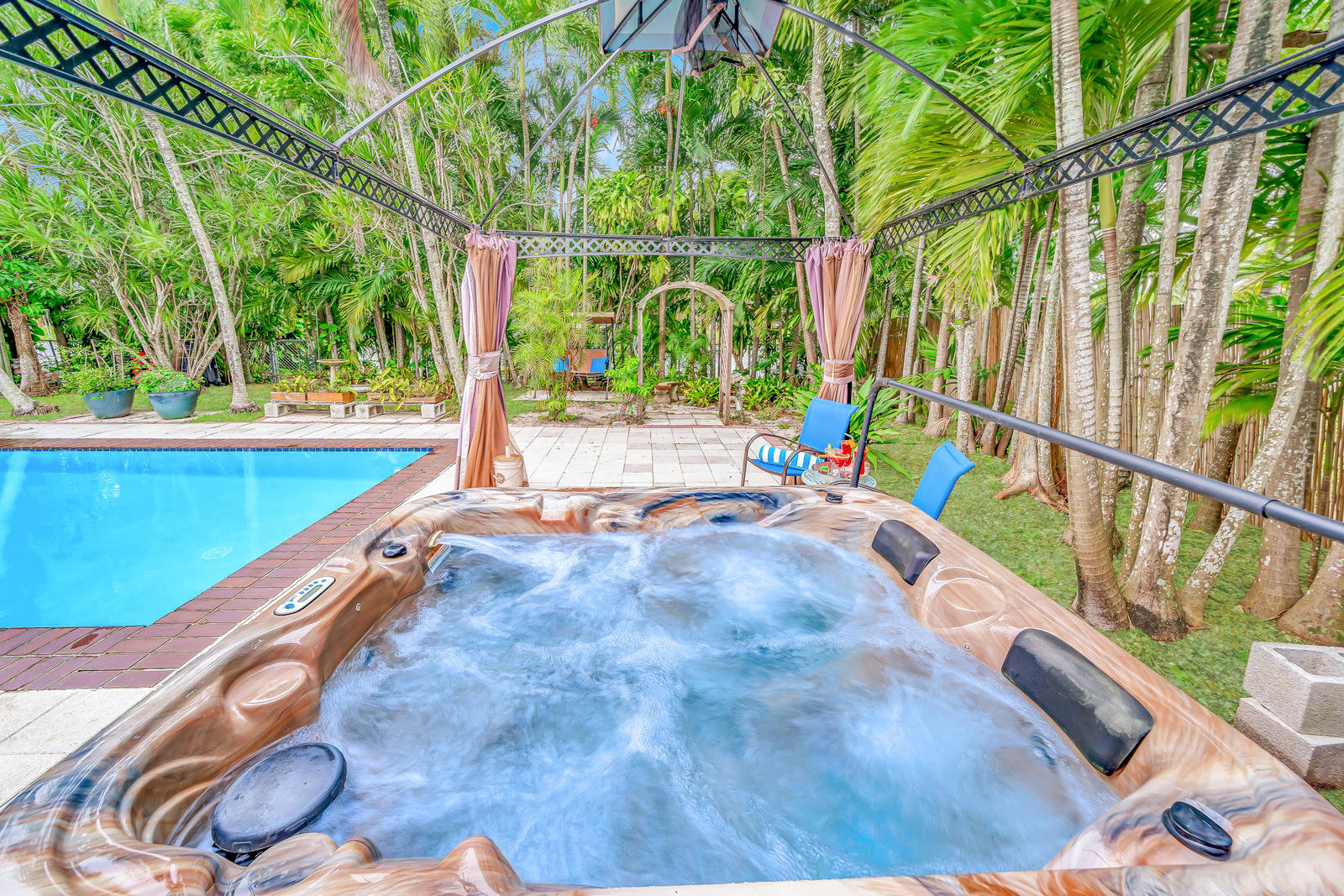10877 Gable Street Boca Raton, FL 33428 - Photo 47 of 60 Hot Tub