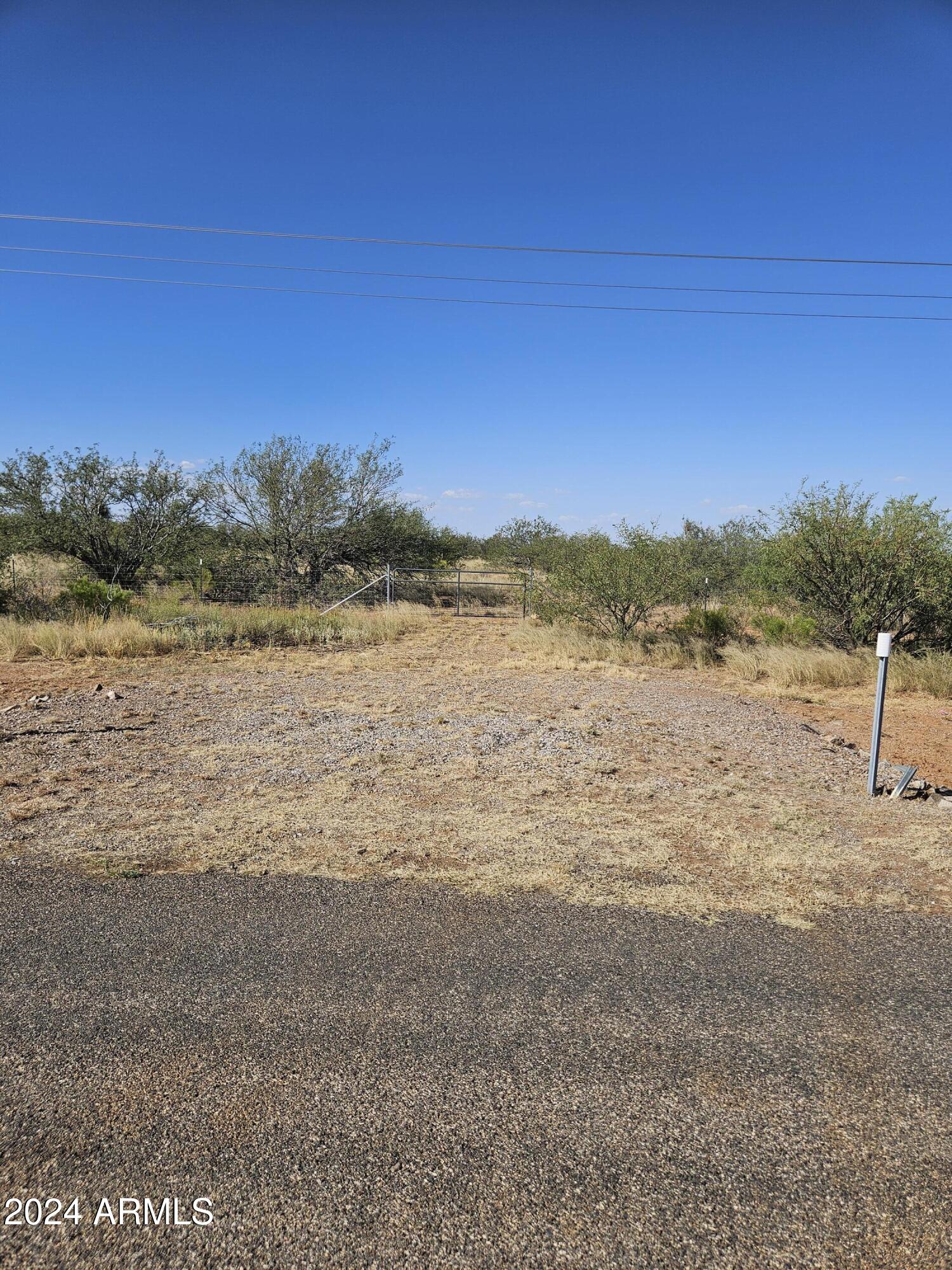 7.27 East Three Canyons Road, Unit G Hereford, AZ 85615 - Photo 2 of 12 20241001_150607