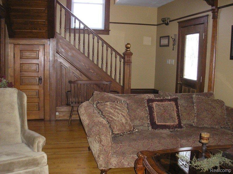 366 West Gilford Road Caro, MI 48723 - Photo 5 of 15 366 view of living room and beau