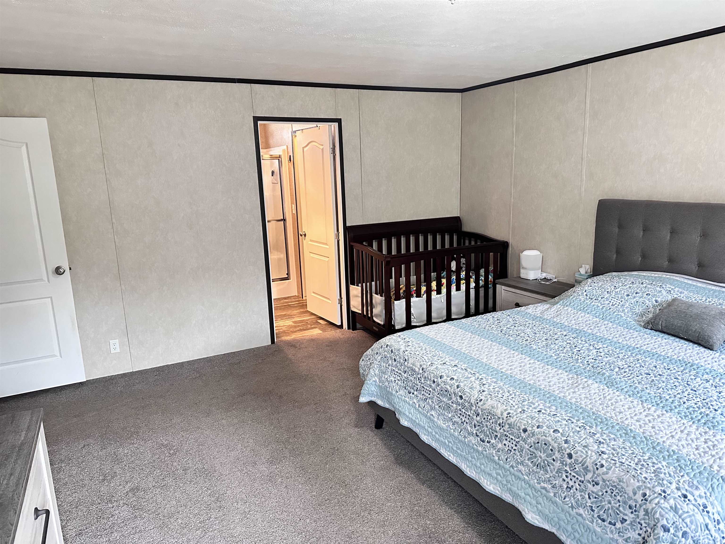 20 Royal Crst Park Rochester, NH 03867 - Photo 17 of 35