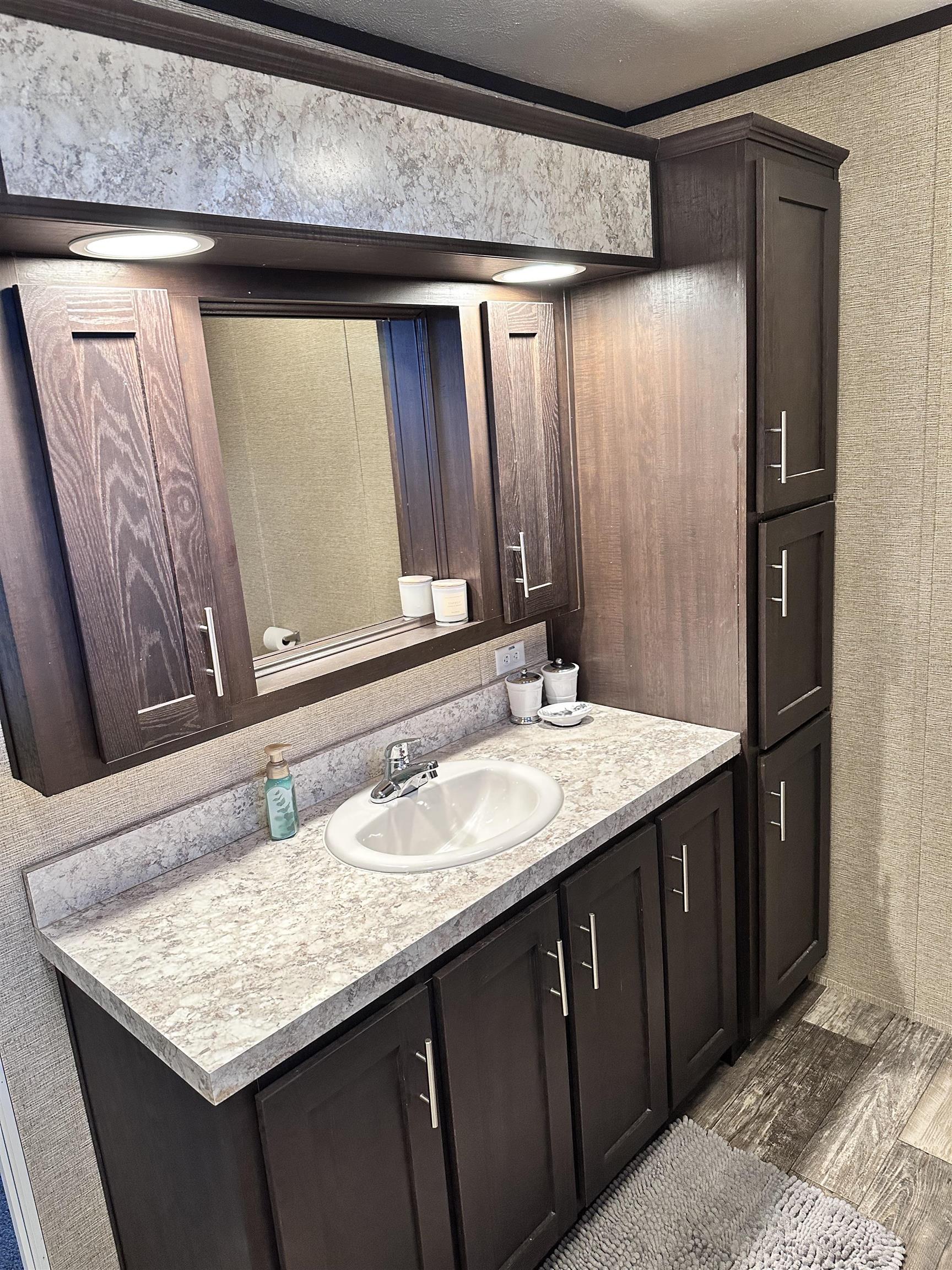 20 Royal Crst Park Rochester, NH 03867 - Photo 19 of 35