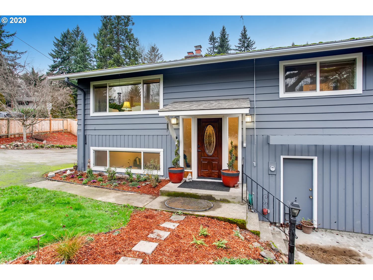 2091 Country Club Road Lake Oswego, OR 97034 - Photo 3 of 23 Gallery Image 3