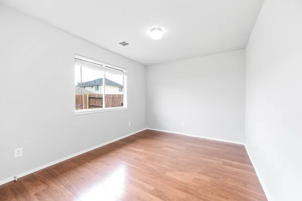 $1,650 | 2831 Maybrook Hollow Lane, Houston, TX 77047