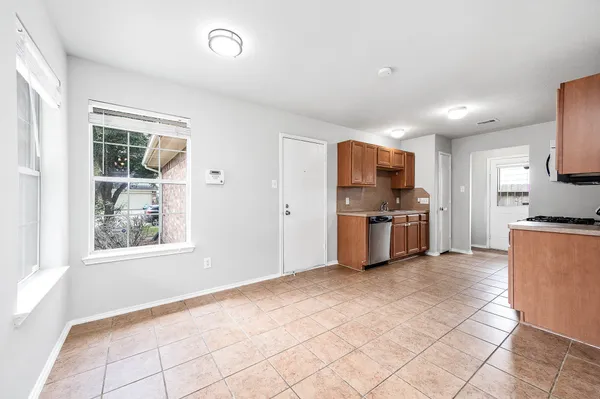 $1,650 | 2831 Maybrook Hollow Lane, Houston, TX 77047