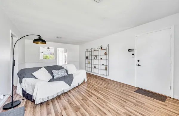 $2,100 | 7310 Weston Way Drive, Nashville, TN 37221