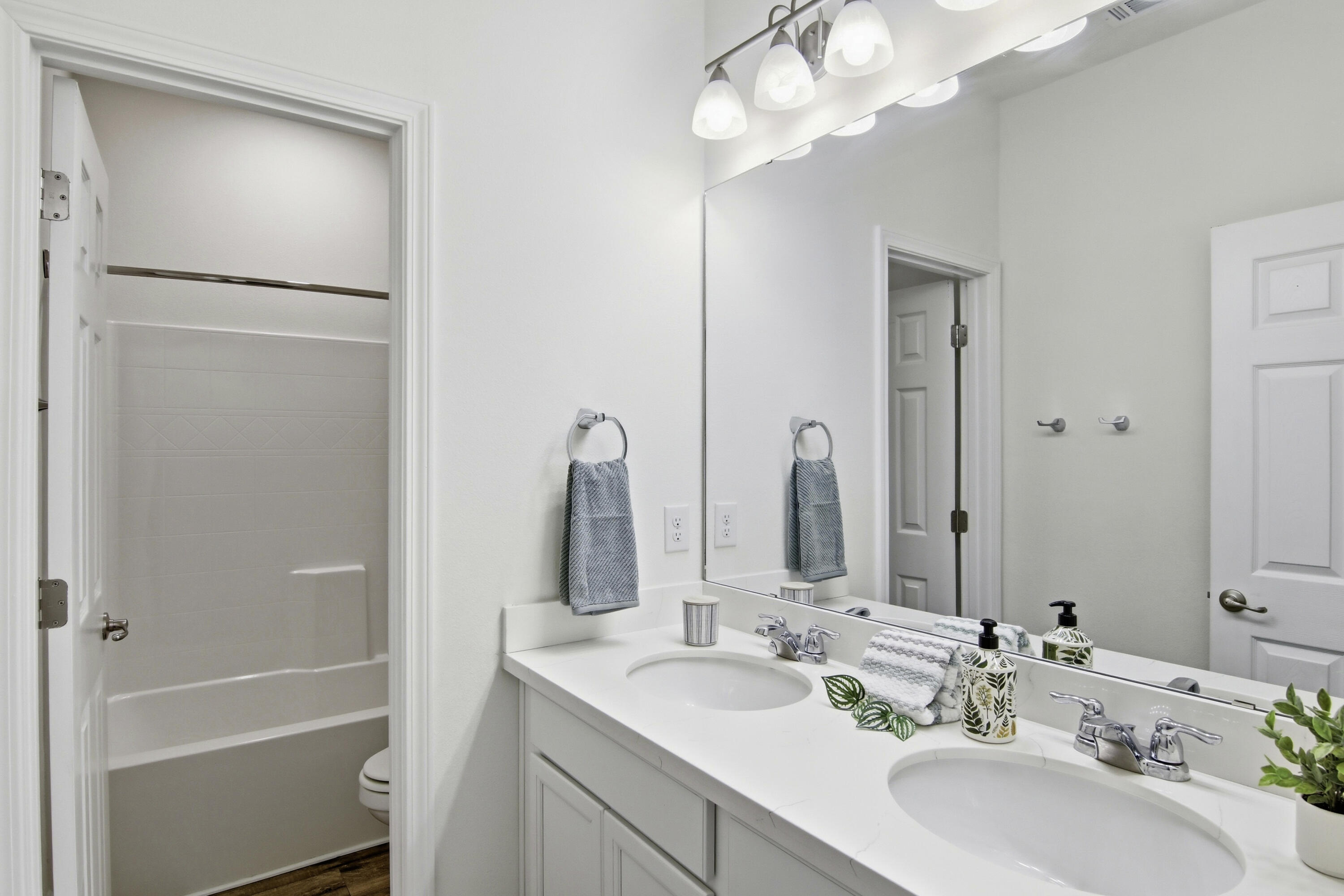 296 Symphony Way Freeport, FL 32439 - Photo 39 of 93 045_F8_296_Symphony_Way