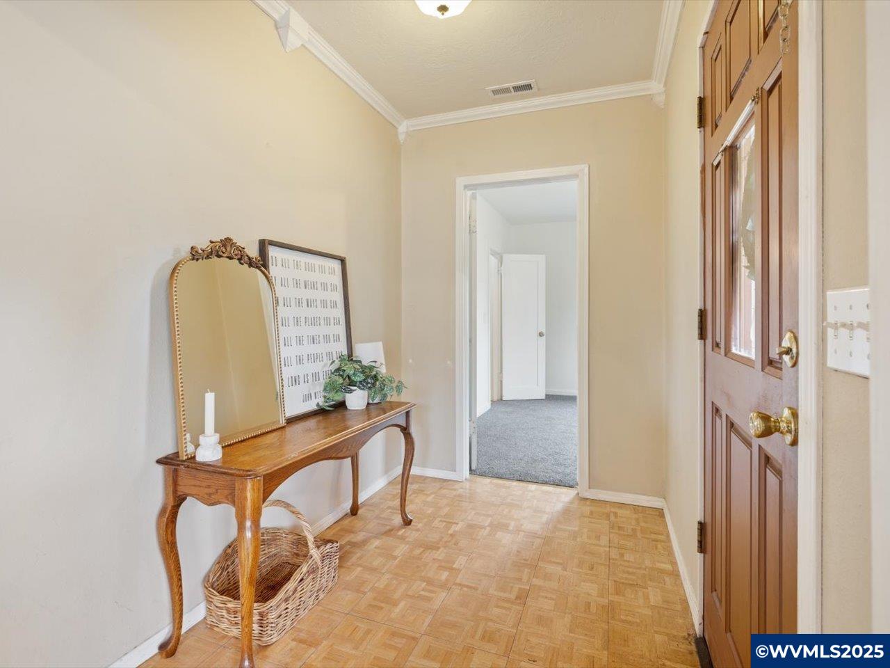 1271 Southwest Hayter Street Dallas, OR 97338 - Photo 5 of 44 Gallery Image 5