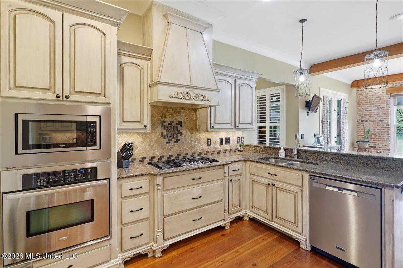 146 Harbor View Drive Madison, MS 39110 - Photo 10 of 38 10-146 Harbor View Dr _ Hometoursms.com