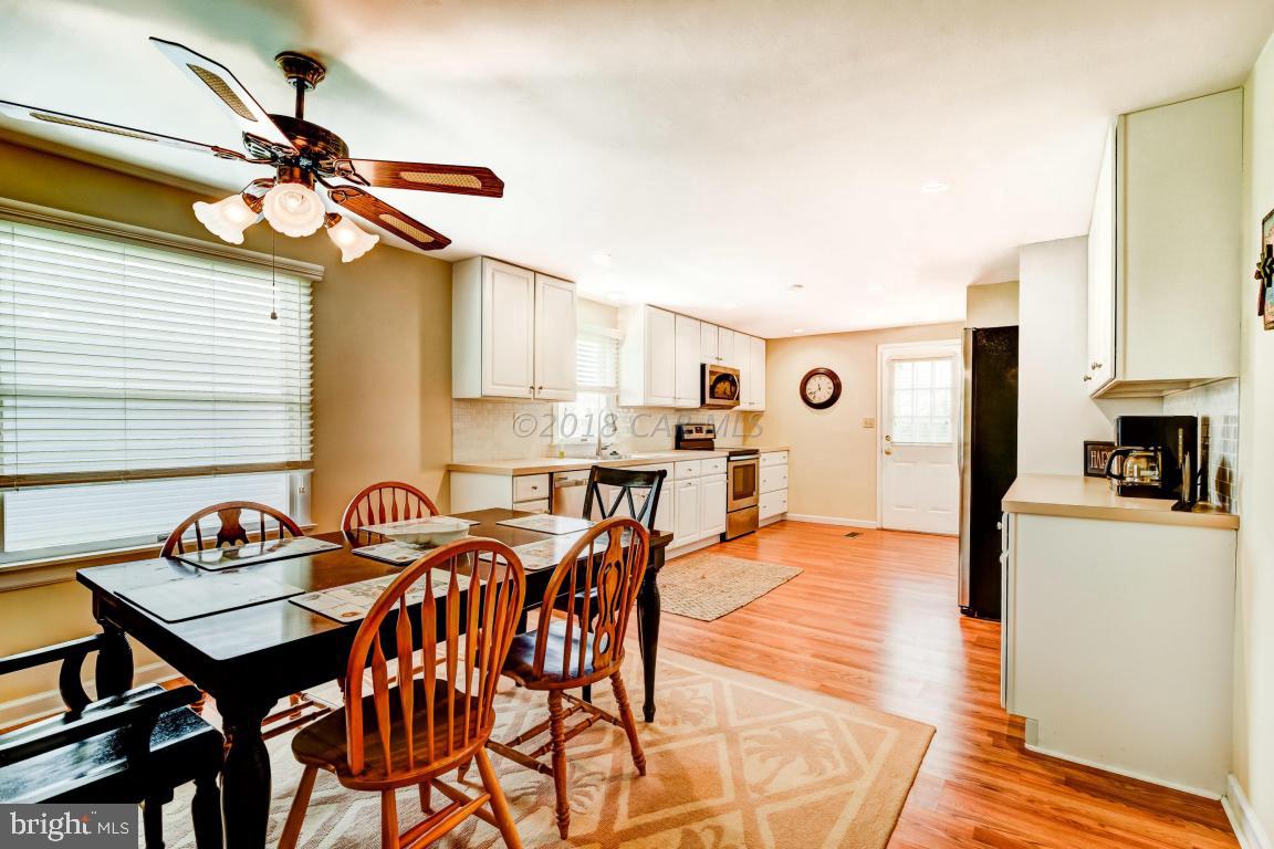 508 South Surf Road Ocean City, MD 21842 - Photo 9 of 36 Gallery Image 9