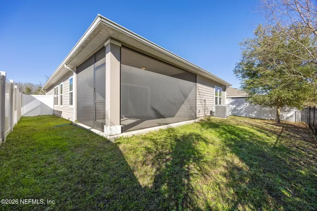 $2,000 | 5598 Kellar Circle, Jacksonville, FL 32218