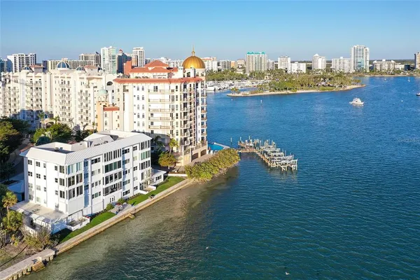 $1,195,000 | 400 Golden Gate Point, Unit 31, Sarasota, FL 34236