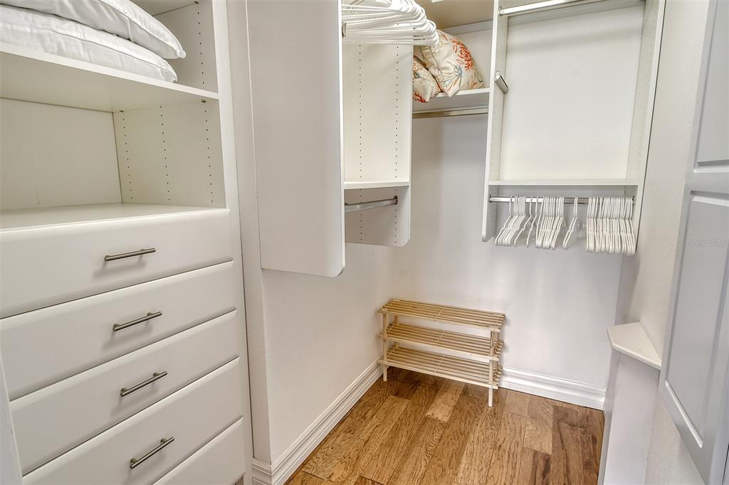 400 Golden Gate Point, Unit 31 Sarasota, FL 34236 - Photo 22 of 39