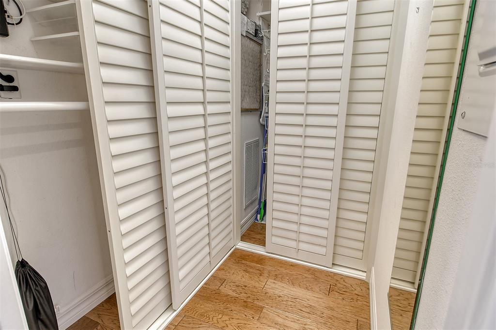 400 Golden Gate Point, Unit 31 Sarasota, FL 34236 - Photo 30 of 39