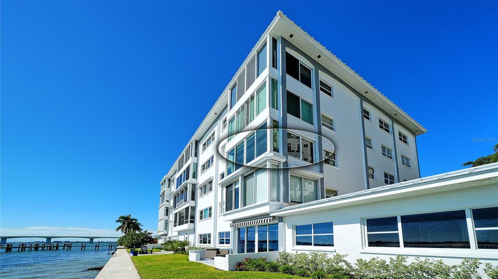 400 Golden Gate Point, Unit 31 Sarasota, FL 34236 - Photo 34 of 39