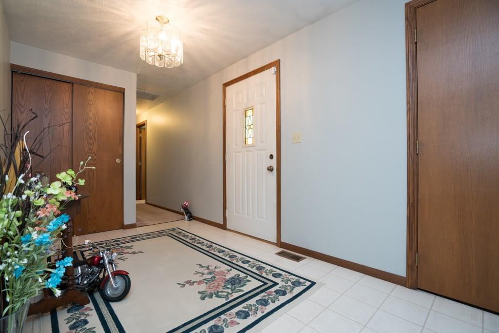 4637 Broadway Road Springfield, OH 45502 - Photo 2 of 22 Gallery Image 2