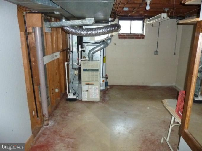 8217 Analee Avenue Rosedale, MD 21237 - Photo 11 of 28 Storage