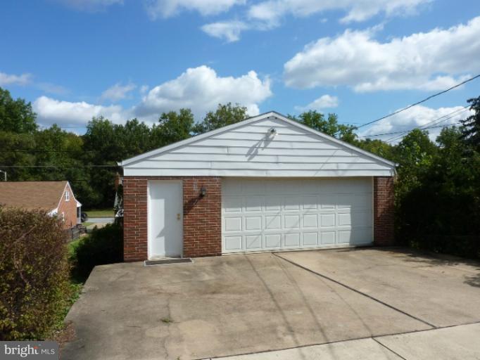 8217 Analee Avenue Rosedale, MD 21237 - Photo 14 of 28 Oversize 2 car garage