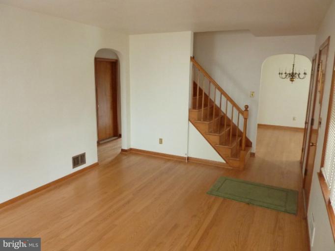 8217 Analee Avenue Rosedale, MD 21237 - Photo 16 of 28 Living Room