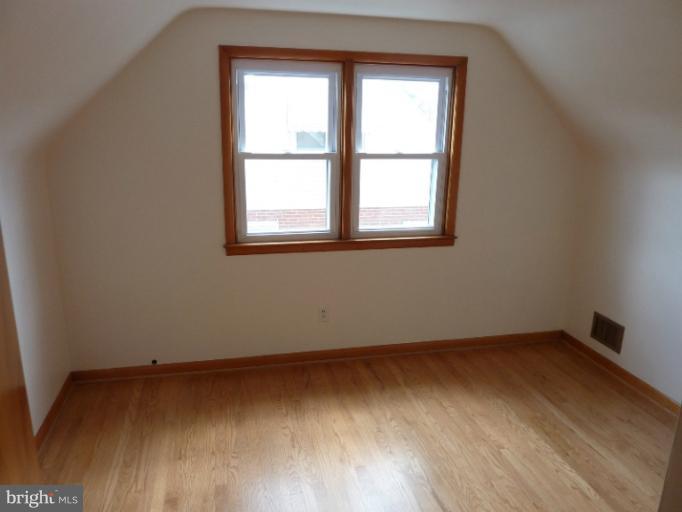 8217 Analee Avenue Rosedale, MD 21237 - Photo 17 of 28 Bedroom