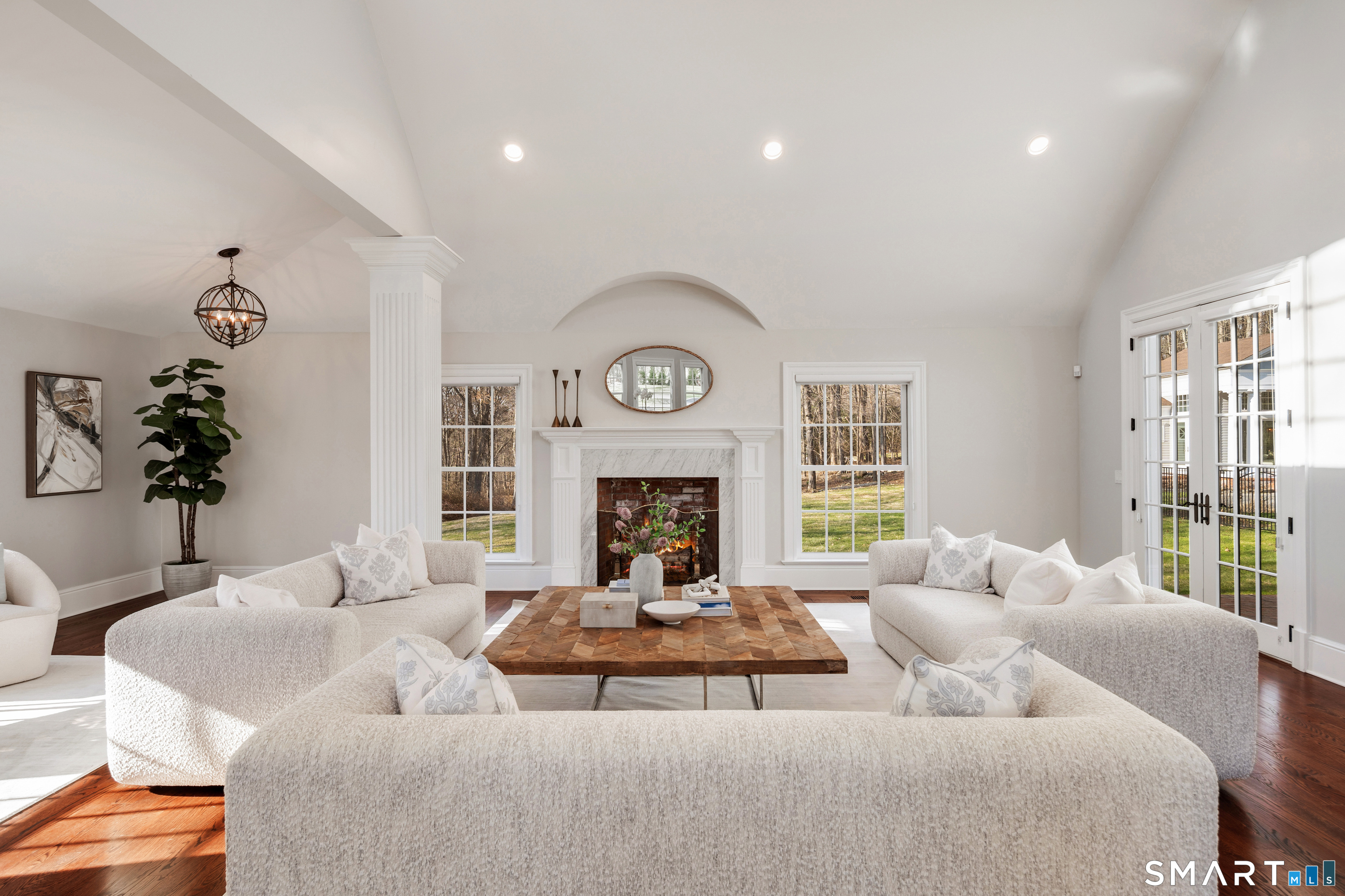 1421 R Oenoke Ridge New Canaan, CT 06840 - Photo 5 of 40