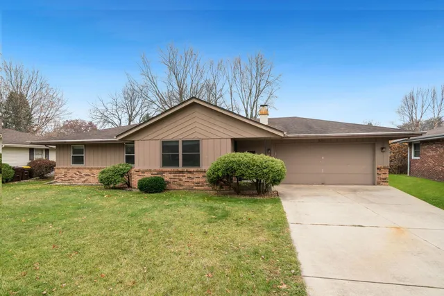 $239,900 | 1630 River Bluff Boulevard, Rockford, IL 61103